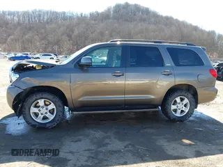 2010 Toyota Sequoia SR5 with VIN 5TDBY5G10AS027095, listed as a IAAI auction lot 41685335 with 1 mi miles. Bid and sale history available at carsss.com. Image 14.