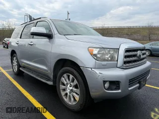 2014 Toyota Sequoia Ltd with VIN 5TDJY5G10ES106431, listed as a Copart auction lot 55072555 with 289,604 mi miles and Clean Title. Bid and sale history available at carsss.com. Image 1.