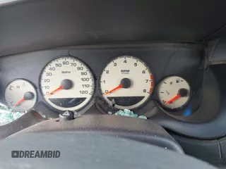 2000 Dodge Neon Highline z VIN 1B3ES46CXYD694730, wystawiony jako IAAI lot #41610249 z przebiegiem 110 930 mil mil oraz . Historia ofert i sprzedaży dostępna na DreamBid. Obrazek 7.