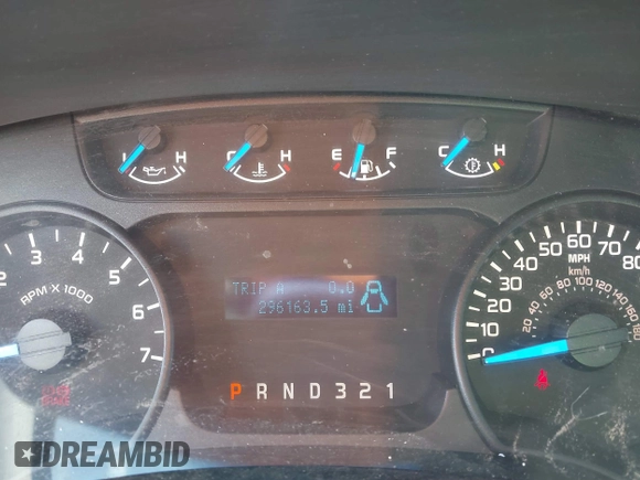 2014 Ford F-150 XL with VIN 1FTMF1CM1EKD53945, listed as a IAAI auction lot 41889789 with 296,163 mi miles and . Bid and sale history available at DreamBid. Image 7.
