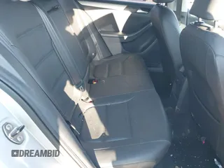 2011 Volkswagen Jetta SEL с VIN 3VWLZ7AJ7BM304149, выставлен на аукционе IAAI как лот 41769381 с пробегом 92 331 миль миль и . История ставок и продаж доступна на DreamBid. Изображение 8.