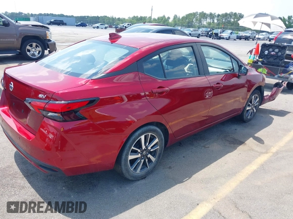 2021 Nissan Versa SV z VIN 3N1CN8EV4ML886711, wystawiony jako IAAI lot #42411222 z przebiegiem 55 401 mil mil oraz . Historia ofert i sprzedaży dostępna na DreamBid. Obrazek 4.