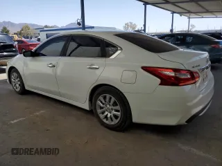 2017 Nissan Altima SR with VIN 1N4AL3AP7HN336807, listed as a Copart auction lot 52427995 with 131,029 mi miles and Clean Title. Bid and sale history available at DreamBid. Image 2.