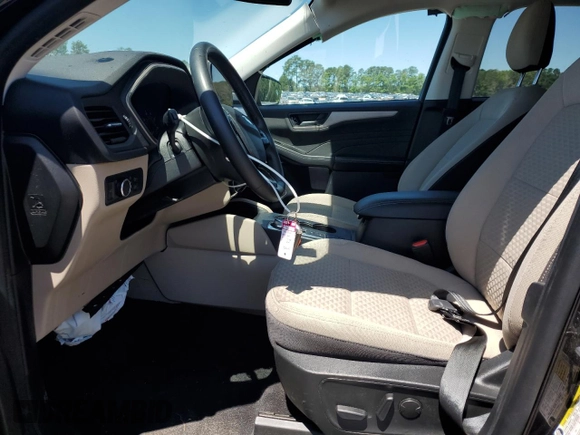 2022 Ford Escape SE with VIN 1FMCU0G64NUB65699, listed as a Copart auction lot 58134185 with 37,391 mi miles and Salvage title. Bid and sale history available at DreamBid. Image 7.