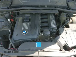 2009 BMW 3 Series 328i xDrive with VIN WBAWC33599P470278, listed as a IAAI auction lot 42061712 with 210,547 mi miles and . Bid and sale history available at DreamBid. Image 18.