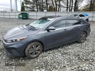 2022 Kia Forte LXS with VIN 3KPF24AD9NE502095, listed as a Copart auction lot 49379155 with 28,300 mi miles and Salvage Title. Bid and sale history available at carsss.com. Image 1.