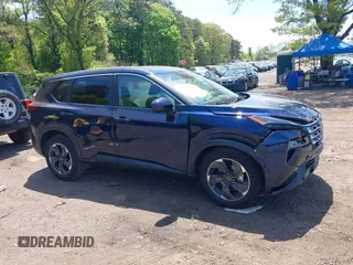 2024 Nissan Rogue SV z VIN 5N1BT3BA6RC683868, wystawiony jako IAAI lot #42212490 z przebiegiem 29 411 mil mil oraz . Historia ofert i sprzedaży dostępna na DreamBid. Obrazek 13.