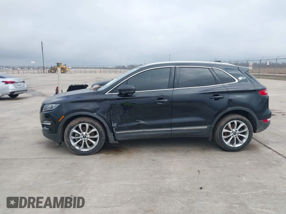 2019 Lincoln MKC Select with VIN 5LMCJ2C99KUL52725, listed as a IAAI auction lot 41512726 with 119,422 mi miles and . Bid and sale history available at DreamBid. Image 14.