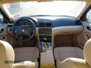2003 BMW 3 Series 325i with VIN WBAEV33423KL60481, listed as a IAAI auction lot 42073715 with 177,763 mi miles and . Bid and sale history available at carsss.com. Image 5.