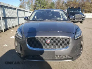 2018 Jaguar E-Pace S z VIN SADFJ2FX6J1Z05348, wystawiony jako Copart lot #81782973 z przebiegiem 72 745 mil mil oraz . Historia ofert i sprzedaży dostępna na DreamBid. Obrazek 5.