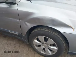 2010 Subaru Outback Premium All-Weather Anniversary с VIN 4S4BRBCC2A3385279, выставлен на аукционе IAAI как лот 41985735 с пробегом 156 362 миль миль и . История ставок и продаж доступна на DreamBid. Изображение 12.