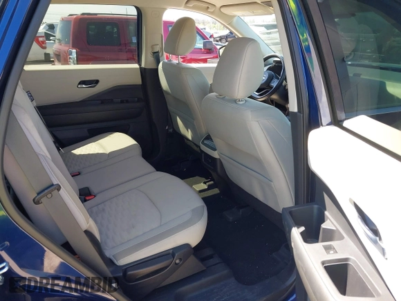 2022 Nissan Pathfinder SV with VIN 5N1DR3BAXNC239233, listed as a IAAI auction lot 41858513 with 32,632 mi miles and . Bid and sale history available at DreamBid. Image 8.