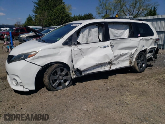 2016 Toyota Sienna SE с VIN 5TDXK3DC6GS749813, выставлен на аукционе Copart как лот 52519645 с пробегом 137 960 миль миль и Списание • Salvage title. История ставок и продаж доступна на DreamBid. Изображение 1.