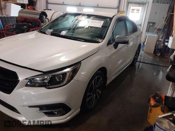 2019 Subaru Legacy Special Sports z VIN 4S3BNAR69K3036049, wystawiony jako IAAI lot #41597566 z przebiegiem 101 170 mil mil oraz . Historia ofert i sprzedaży dostępna na DreamBid. Obrazek 17.