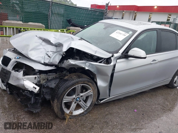 2013 BMW 3 Series 328i xDrive with VIN WBA3B5G56DNS05222, listed as a IAAI auction lot 42351739 with 98,399 mi miles and . Bid and sale history available at DreamBid. Image 12.