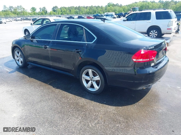 2012 Volkswagen Passat SE with VIN 1VWBP7A3XCC083183, listed as a IAAI auction lot 42011033 with 178,739 mi miles. Bid and sale history available at carsss.com. Image 3.
