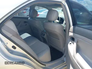 2007 Toyota Camry z VIN 4T1BB46K37U007610, wystawiony jako IAAI lot #42546223 z przebiegiem 252 363 mil mil oraz . Historia ofert i sprzedaży dostępna na DreamBid. Obrazek 8.
