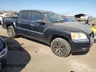 2008 Mitsubishi Raider LS z VIN 1Z7HC28K68S572027, wystawiony jako Copart lot #73610984 z przebiegiem 275 152 mil mil oraz Czysty tytuł • Clean title. Historia ofert i sprzedaży dostępna na DreamBid. Obrazek 4.