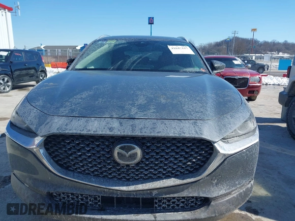 2023 Mazda CX-30 S Preferred z VIN 3MVDMBCM0PM505056, wystawiony jako IAAI lot #41647117 z przebiegiem 56 187 mil mil oraz . Historia ofert i sprzedaży dostępna na DreamBid. Obrazek 12.