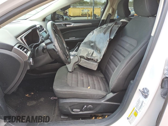 2018 Ford Fusion SE with VIN 3FA6P0LU3JR226898, listed as a Copart auction lot 47219245 with Not Provided miles and Clean Title. Bid and sale history available at DreamBid. Image 5.