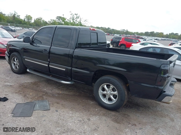 2006 Chevrolet Silverado 1500 LT1 with VIN 1GCEC19Z36Z119573, listed as a IAAI auction lot 41870707 with 154,245 mi miles. Bid and sale history available at carsss.com. Image 3.