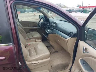 2007 Honda Odyssey EX-L with VIN 5FNRL38677B439359, listed as a IAAI auction lot 42014504 with 175,114 mi miles. Bid and sale history available at carsss.com. Image 5.