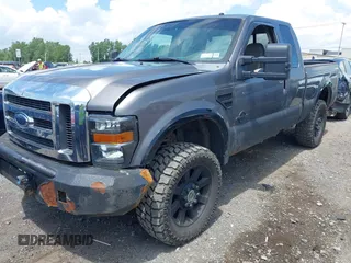 2008 Ford F-250 XL z VIN 1FTSX21R08EC85973, wystawiony jako IAAI lot #42645742 z przebiegiem 191 801 mil mil oraz . Historia ofert i sprzedaży dostępna na DreamBid. Obrazek 17.
