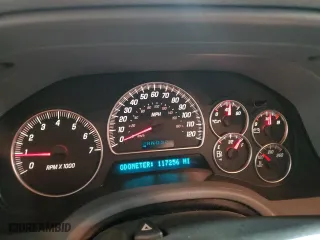 2005 GMC Envoy SLE with VIN 1GKDS13S252229262, listed as a Copart auction lot 51214685 with 117,256 mi miles and Salvage Title. Bid and sale history available at carsss.com. Image 9.
