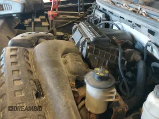 2006 Ford F-150 XLT с VIN 1FTPX14586FB39000, выставлен на аукционе IAAI как лот 43523454 с пробегом 189 539 миль миль и . История ставок и продаж доступна на DreamBid. Изображение 12.