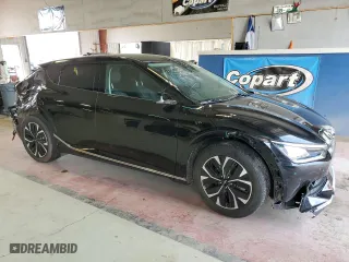 2022 Kia EV6 Wind with VIN KNDC3DLCXN5061447, listed as a Copart auction lot 65962644 with 33,395 mi miles and Salvage Title. Bid and sale history available at carsss.com. Image 4.