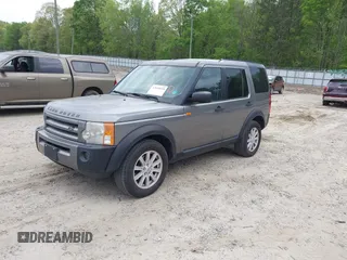 2008 Land Rover LR3 SE with VIN SALAE25458A484128, listed as a IAAI auction lot 42018158 with 198,504 mi miles. Bid and sale history available at carsss.com. Image 2.