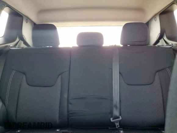 2020 Jeep Renegade Sport with VIN ZACNJAAB2LPL71956, listed as a Copart auction lot 65133485 with 102,103 mi miles and Salvage title. Bid and sale history available at DreamBid. Image 10.