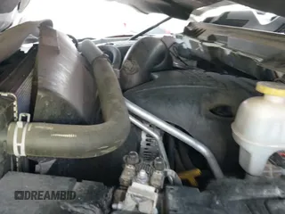 2018 Ram 1500 Tradesman z VIN 1C6RR6FT0JS139477, wystawiony jako IAAI lot #42301765 z przebiegiem 195 292 mil mil oraz . Historia ofert i sprzedaży dostępna na DreamBid. Obrazek 18.