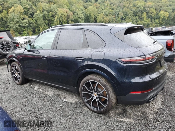 2022 Porsche Cayenne E-Hybrid with VIN WP1AE2AY8NDA26964, listed as a Copart auction lot 86710254 with 13,985 mi miles and Salvage title. Bid and sale history available at DreamBid. Image 2.