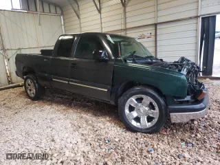 2004 Chevrolet Silverado 1500 LS with VIN 2GCEK19T941203854, listed as a Copart auction lot 43809335 with 303,087 mi miles and Salvage Title. Bid and sale history available at carsss.com. Image 4.