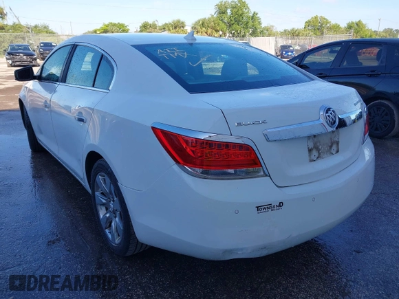 2011 Buick LaCrosse CXL with VIN 1G4GC5ED1BF355558, listed as a IAAI auction lot 41950822 with 279,381 mi miles. Bid and sale history available at carsss.com. Image 3.
