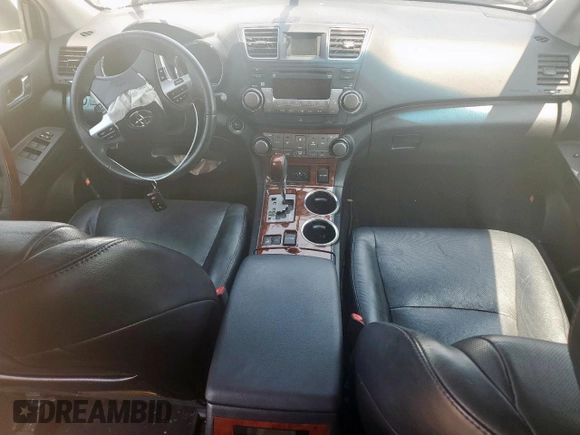 2012 Toyota Highlander Limited с VIN 5TDDK3EH1CS175063, выставлен на аукционе Copart как лот 58625125 с пробегом Не указан миль и Списание • Salvage title. История ставок и продаж доступна на DreamBid. Изображение 8.