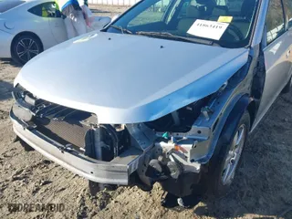 2013 Chevrolet Cruze 1LT with VIN 1G1PC5SB7D7115556, listed as a IAAI auction lot 41863419 with 193,538 mi miles. Bid and sale history available at carsss.com. Image 6.