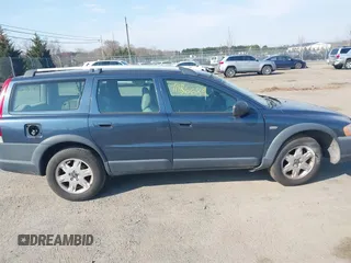 2005 Volvo XC70 with VIN YV1SZ592X51201769, listed as a IAAI auction lot 41836689 with 260,339 mi miles and . Bid and sale history available at DreamBid. Image 13.