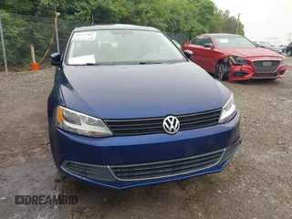 2013 Volkswagen Jetta SE with VIN 3VWDP7AJ4DM447010, listed as a IAAI auction lot 42371303 with 141,031 mi miles and . Bid and sale history available at DreamBid. Image 6.