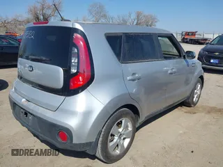 2017 Kia Soul with VIN KNDJN2A25H7501731, listed as a IAAI auction lot 41891464 with 93,438 mi miles. Bid and sale history available at carsss.com. Image 4.