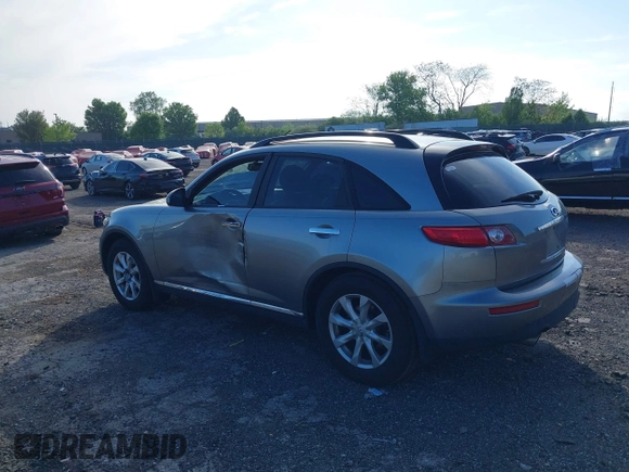 2006 Infiniti FX with VIN JNRAS08U56X101878, listed as a IAAI auction lot 42143716 with 173,266 mi miles. Bid and sale history available at carsss.com. Image 3.