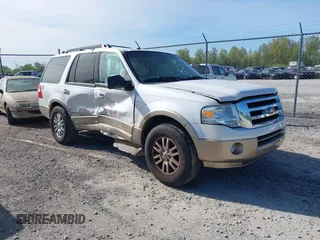 2011 Ford Expedition XLT с VIN 1FMJU1H58BEF02139, выставлен на аукционе IAAI как лот 42065356 с пробегом 144 103 миль миль и . История ставок и продаж доступна на DreamBid. Изображение 1.