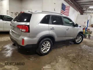 2015 Kia Sorento LX with VIN 5XYKT3A65FG655486, listed as a Copart auction lot 47469305 with Not Provided miles and Clean Title. Bid and sale history available at DreamBid. Image 3.