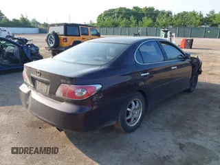 2003 Lexus ES with VIN JTHBF30G930123577, listed as a IAAI auction lot 39852553 with Not Provided miles. Bid and sale history available at carsss.com. Image 4.