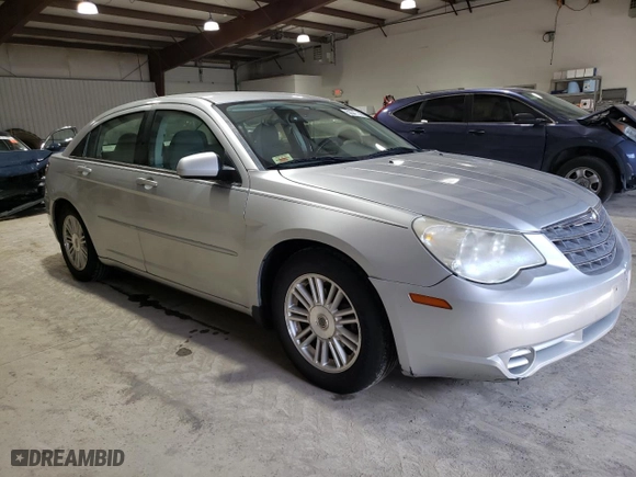 2007 Chrysler Sebring Sdn with VIN 1C3LC46K97N512331, listed as a Copart auction lot 52347345 with 129,547 mi miles and Clean Title. Bid and sale history available at carsss.com. Image 4.