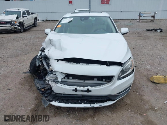 2017 Volvo S60 Inscription with VIN LYV402HK1HB128099, listed as a IAAI auction lot 41331325 with 77,789 mi miles. Bid and sale history available at carsss.com. Image 13.