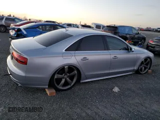 2015 Audi S8 with VIN WAUK2AFD6FN011936, listed as a Copart auction lot 41606215 with 40,260 mi miles and Salvage Title. Bid and sale history available at carsss.com. Image 3.