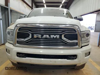 2018 Ram 2500 Limited z VIN 3C6UR5GL9JG213344, wystawiony jako Copart lot #42296735 z przebiegiem 91 813 mil mil oraz Szkoda całkowita • Salvage title. Historia ofert i sprzedaży dostępna na DreamBid. Obrazek 5.