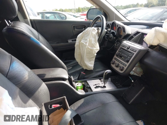 2004 Nissan Murano SE z VIN JN8AZ08W24W329213, wystawiony jako IAAI lot #40451487 z przebiegiem 92 848 mil mil oraz . Historia ofert i sprzedaży dostępna na DreamBid. Obrazek 5.